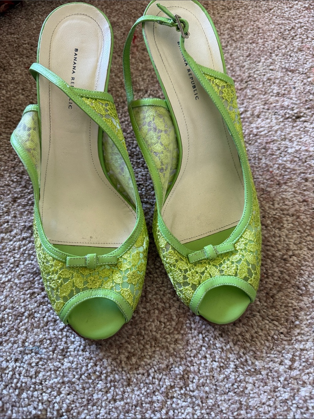 Banana Republic Neon Lime Lace Peep-Toe Slingback Heels